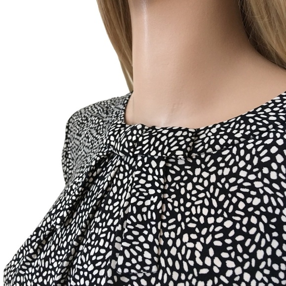 Karl Lagerfeld Paris Magic Eye Bow Top Cap Sleeve - Picture 8 of 14